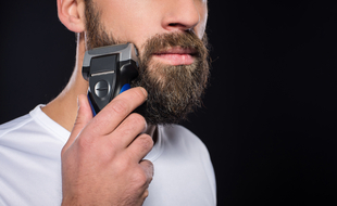 Pour vous aider à choisir, voici un comparatif des meilleures tondeuses à barbe.