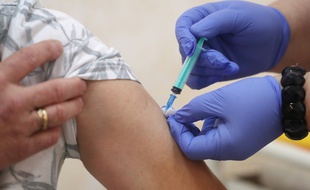 Alors que l'Inserm a lancé le 1er octobre la plateforme Covireivac pour recruter 25.000 volontaires prêts à tester les vaccins anti-Covid, certains se sont déjà portés volontaires.