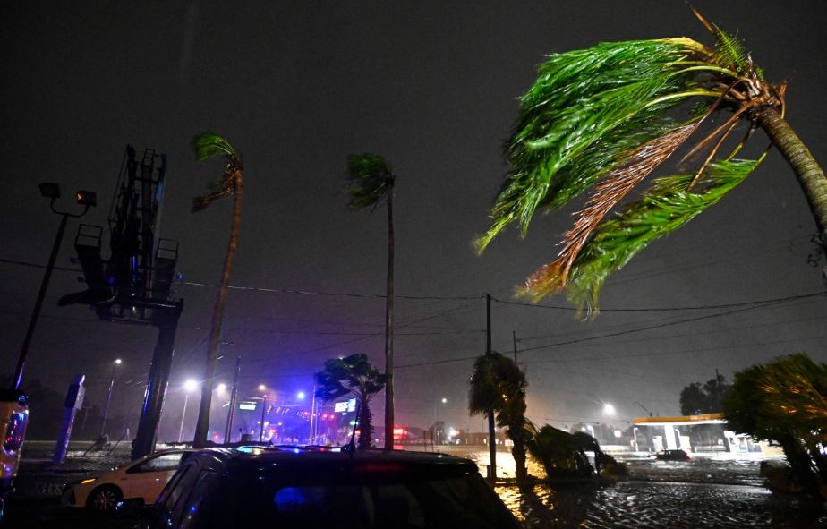 EN DIRECT Ouragan Milton : « Autrefois, des tempêtes comme ça n'arrivaient qu'une foi image