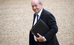 Le ministre de la Défense Jean-Yves Le Drian, au palais de l'Elysée, le 27 août 2014