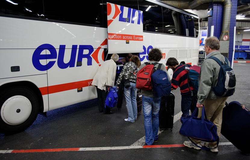départ en vacances : la bataille du bus longue distance est lancée
