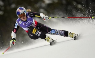 Le brouillard est venu perturber le premier jour des finales de la Coupe du monde de ski alpin, mercredi à Lenzerheide forçant les coureurs à être patients alors que les coups d'envoi des descentes messieurs et dames étaient reportés de demi-heure en demi-heure.