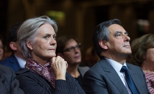 Penelope and Francois Fillon.
Francois Fillon, candidate for the right-wing primaries ahead of the French 2017 presidential election, delivers a speech during a campaign rally Porte de Versailles
Paris, FRANCE-25/11/2016//JACQUESWITT_Fillon037/Credit:WITT/SIPA/1611252221
