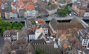 Vue aeriennne de Strasbourg centre.