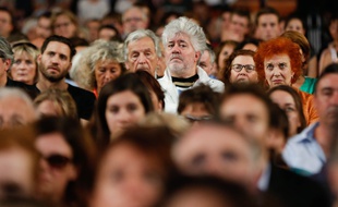 LYON, le 19/10/201 Le realisateur Pedro ALMODOVAR, lors de la ceremonie de cloture du festival Lumiere/ELSNER_1843.06/Credit:Fabrice Elsner/SIPA/1410191855