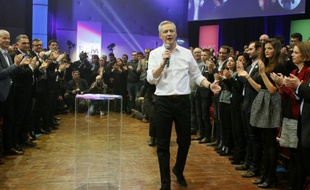 Bruno Le Maire lors d'un meeting de campagne à Saint-Denis, le 5 mars 2016