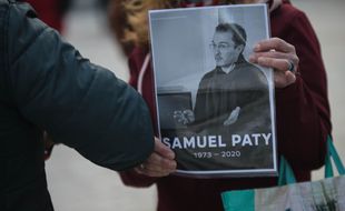 Une photo de Samuel Paty, lors de l'hommage qui lui a été rendu le 21 octobre (illustration)