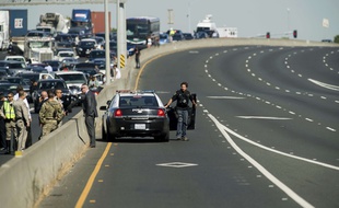 Un homme suspecté d'homicide a été abattu près de San Francisco après une course-poursuite sur l'autoroute, le 27 septembre 2017.