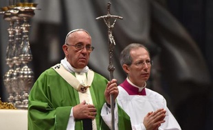 Le pape François le 5 octobre 2014 à la basilique Saint-Pierre à Rome