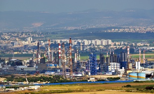 Des raffineries à Haïfa en Israël (illustration).