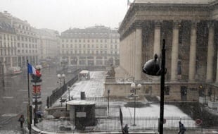 Une vue sur le Palais Brongniart, ancien siège de la Bourse de Paris, le 10 février 2010