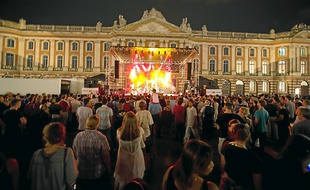 Lors de la Fête de la Musique 2014 à Toulosue.