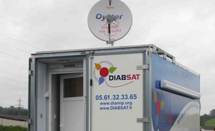 Un camion itinérant et une communication rapide par satellite : Diabsat permet le dépistage des complications du diabète dans des zones rurales isolées, dans le cadre d'une expérience pionnière de télémédecine lancée par le Centre national d'études spatiales (Cnes).