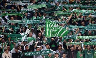 Des supporters stéphanois lors de la rencontre entre Saint-Etienne et Dnipro le 2 octobre 2014.