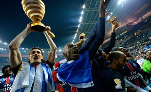 Les Parisiens fêtent leur victoire en Coupe de la Ligue en avril 2016.