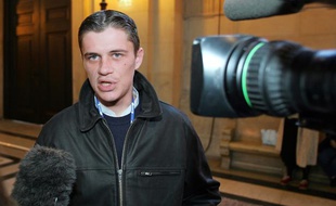 Daniel Legrand fils, acquitté d'Outreau, le 18 novembre 2005 à Paris.