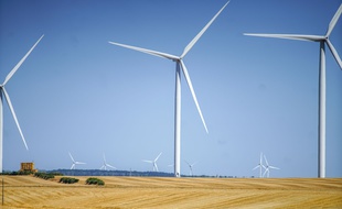 Un champ d'éoliennes en France (image d'illustration).