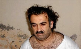 Khaled Cheikh Mohammed lors de son arrestation en 2003.