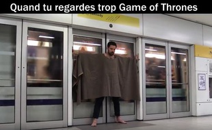 Capture d'écran de la vidéo diffusée sur la page Facebook des Inachevés.