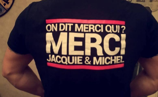 Le fameux tee-shirt du site pornographique amateur.