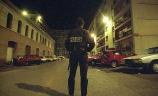 Un policier de la brigade anticriminalité (BAC).