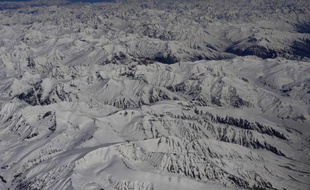 Les familles de deux jeunes randonneurs français disparus depuis le 22 août en Inde au pied de l'Himalaya ont lancé un appel aux autres randonneurs qui seraient sur place pour qu'ils contribuent aux recherches, a-t-on appris dans un communiqué transmis vendredi à l'AFP.