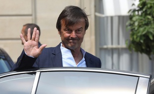 Nicolas Hulot à la sortie du Conseil des ministre, au Palais de l'Elysée, le 23 mai 2018.