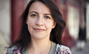Le refus épidermique de Bertrand Delanoë (PS) et de sa première adjointe Anne Hidalgo d'une candidature de Cécile Duflot (EELV) à Paris pour les législatives sonne comme un signe de fébrilité et de "peur" pour leur avenir et les municipales de 2014, jugent certains élus parisiens.