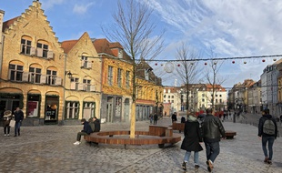 La toute neuve place Louise de Bettignies à Lille.