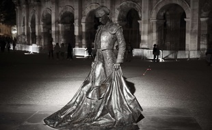 La statue de Nimeño II qui trône devant les arènes de Nîmes a encore été dégradée, avec de graves conséquences cette fois.