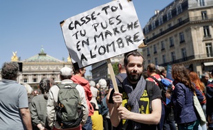 A «Le Fête à Macron», les participants ont des messages à faire passer (le 5 mai 2018, à Paris).