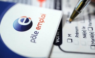 Rien qu'en 2009, Pôle emploi inscrira 600.000 chômeurs supplémentaires. "La crise a rebattu toutes les cartes", estime un ancien dirigeant. La fusion avait été pensée "dans un contexte d'euphorie où l'on projetait de descendre à 1,5 million de chômeurs", rappelle-t-il.