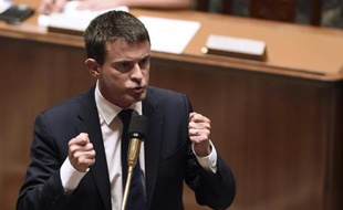 Manuel Valls s'adresse à l'Assemblée nationale le 16 septembre 2014 pour sa déclaration de politique générale, juste avant le vote de confiance, à Paris