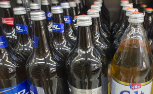 De l'alcool, dans une épicerie (illustration)