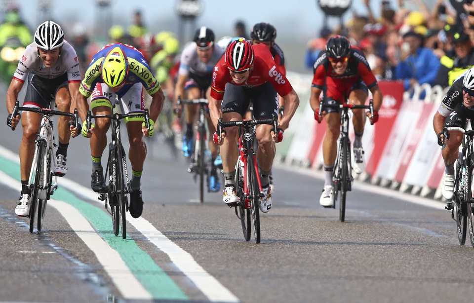 Qui A Gagné 3 Années D'affilées Le Tour De France EN DIRECT. Tour de France: Greipel remporte l'étape des Champs, Froome