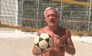 Didier Deschamps sur la plage