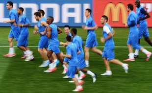 La France n'a plus qu'un petit effort à fournir et peut même se permettre de perdre par un but d'écart contre des Suédois déjà éliminés, mardi, pour obtenir sa qualification pour les quarts de finale de l'Euro-2012, son objectif minimal, et effacer la cicatrice de Knysna.