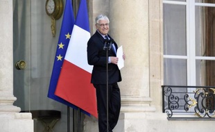 Le secrétaire général de l'Elysée, Pierre-René Lemas, sur le perron de l'Elysée, le 9 avril 2014 à Paris