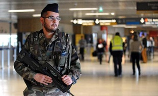 Le plan Vigipirate est passé au niveau "alerte attentat" pour la région Île de France.