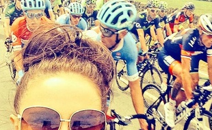 Les selfies pris par les spectateurs lors du Tour de France 2014 agacent les coureurs.