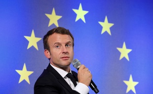 Emmanuel Macron a salué le 24 octobre 2017 la révision de la directive européenne sur le travail détaché.
