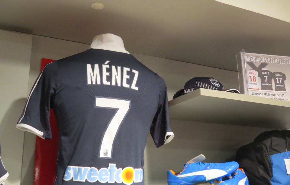 OM : la boutique officielle vend des articles PSG !