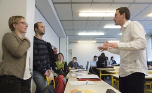 Vingt-quatre jeunes profs ont bénéficié des conseils et astuces pour tenir sa classe.