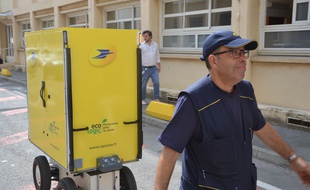 Le nouveau robot de la Poste est testé à Montpellier