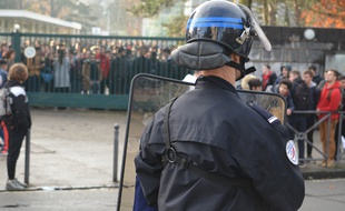 Photo d'illustration d'un blocage de lycée, ici celui de Branly, mardi à Lyon.