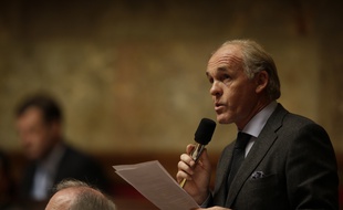 Dominique Tian, premier adjoint de Jean-Claude Gaudin, avait « omis » des avoirs en Suisse.