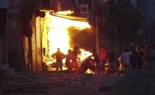 Les violences ont fait au moins 13 morts en Inde.