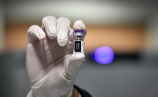 Une dose du vaccin Pfizer contre le coronavirus.
