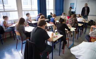 #PasdeVague : les témoignages souvent très durs de professeurs face aux violences dans les établissements sont partagés sur les réseaux sociaux.