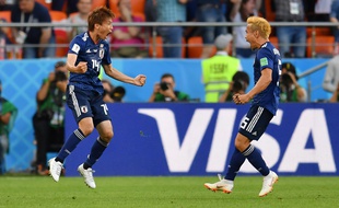 Inui égalise pour le Japon face au Sénégal.